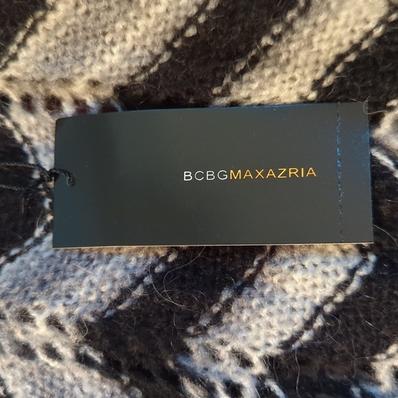 BCBG MaxAzria sz M Asymmetrical Knit  Wild Dove Combo Mohair Blend Sweater  NWT - Picture 6 of 7